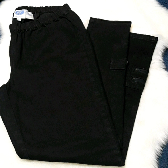 DG2 by Diane Gilman black jeans with ankle pockets - Picture 2 of 7